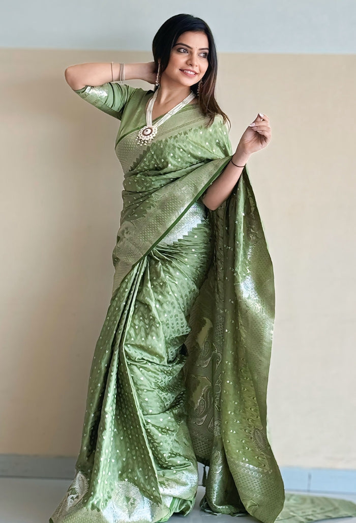 Emerald Glow Banarasi Silk Saree
