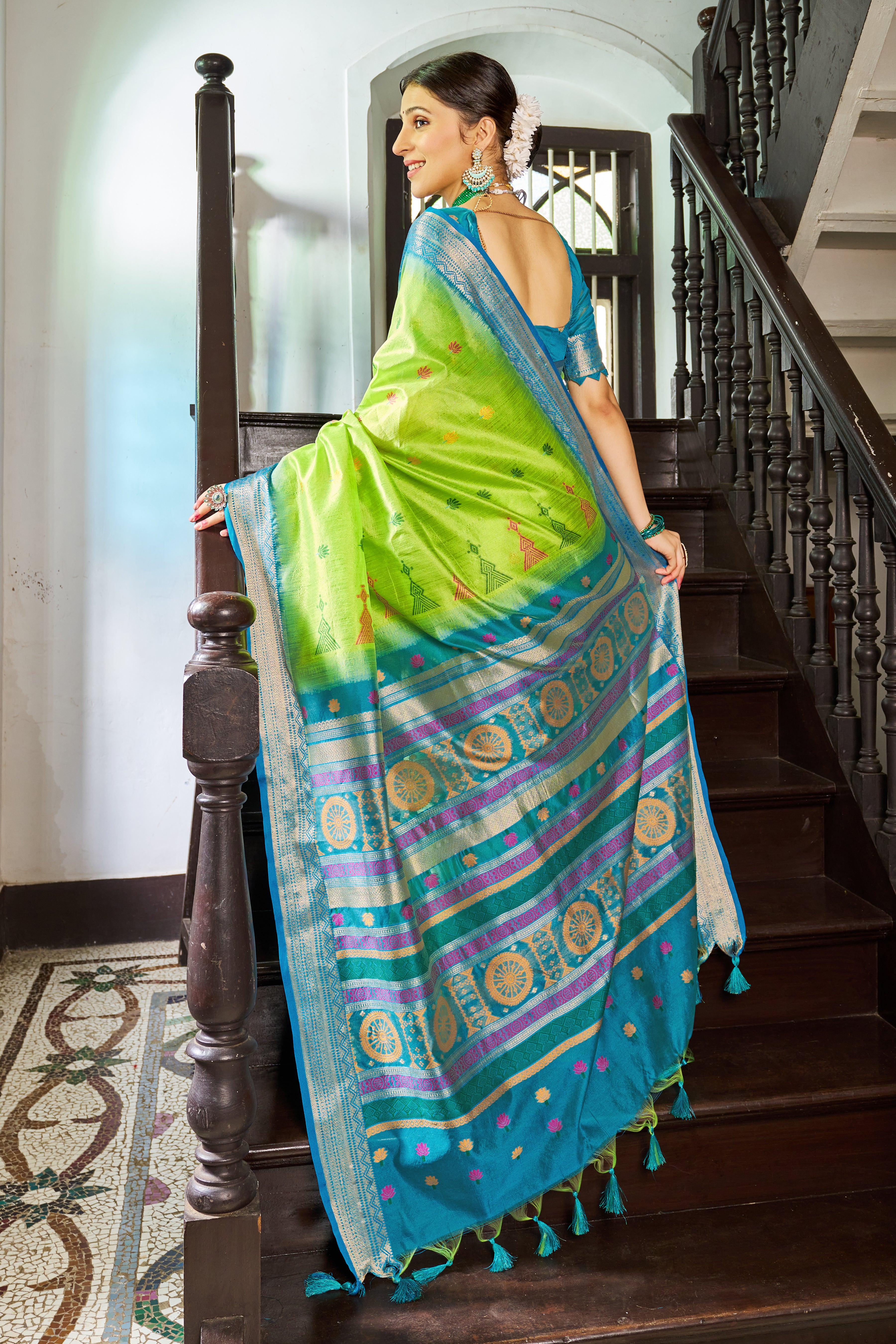 Vibrant Parrot Green Raw Silk Saree