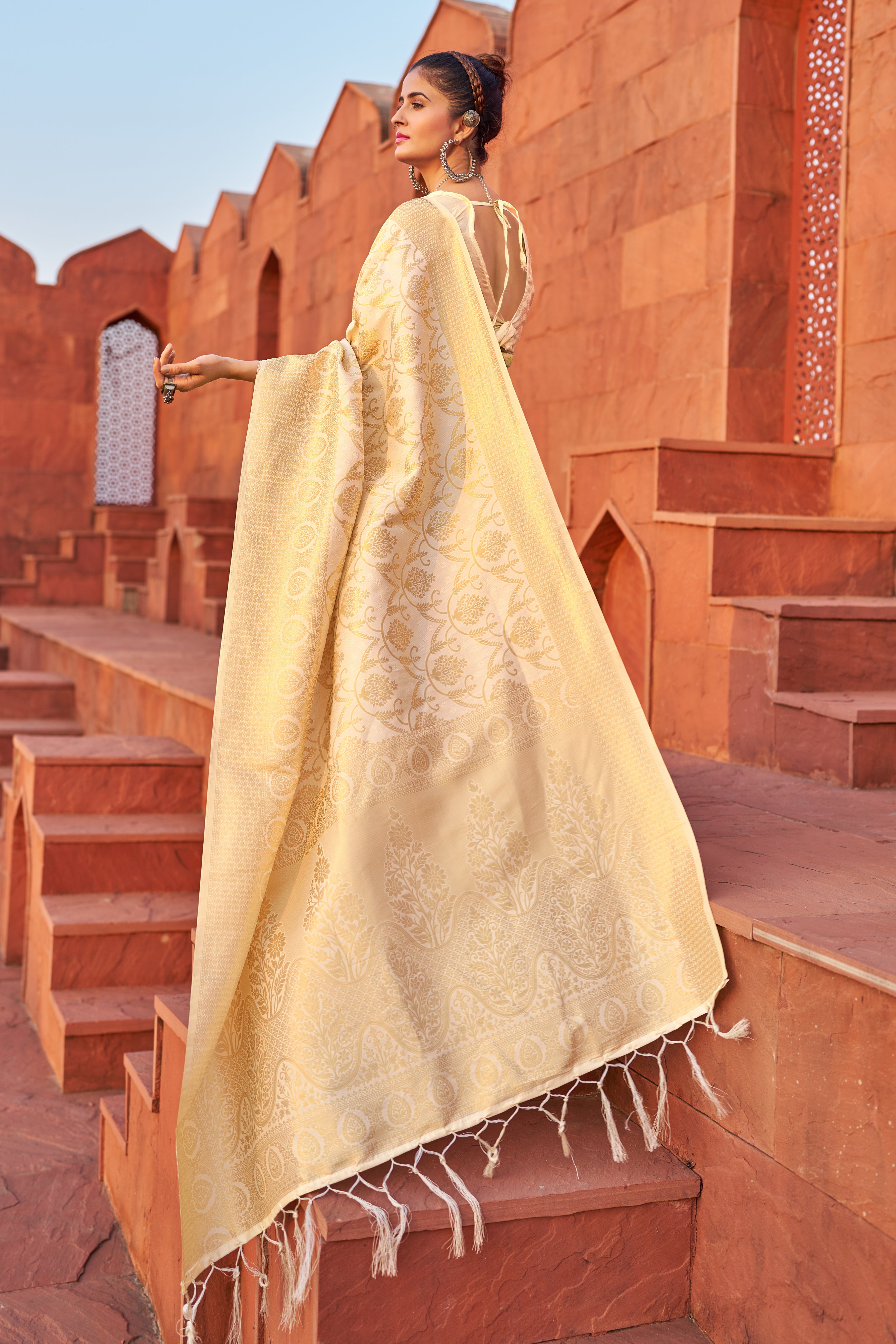 Timeless White Soft Silk Saree