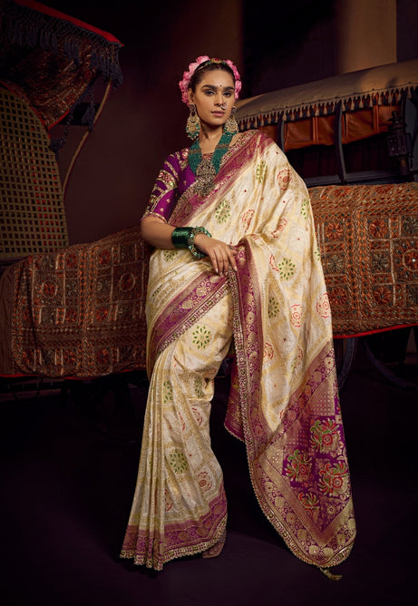 Elegant White with Pink Pure Dola Viscous Silk Saree