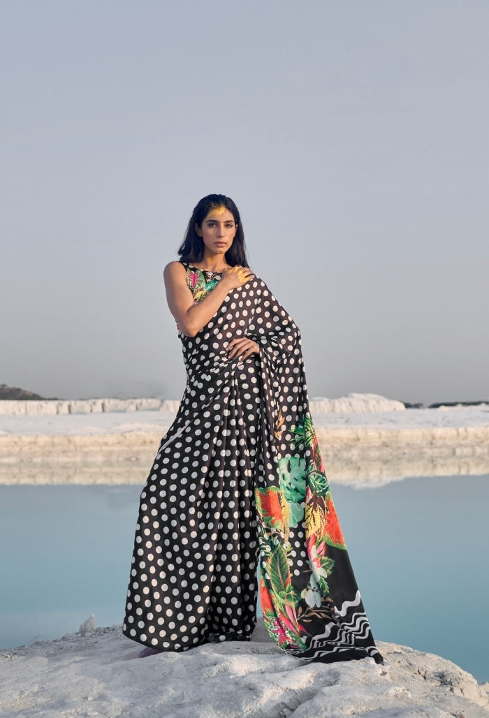 Floral Dot Elegance Digital Printed Saree