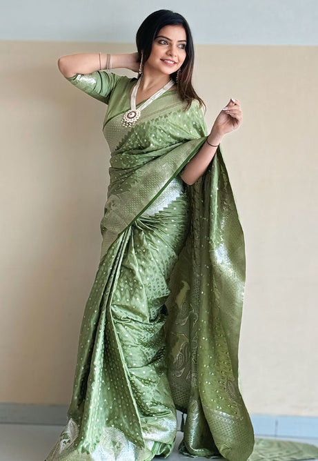 Emerald Glow Banarasi Silk Saree