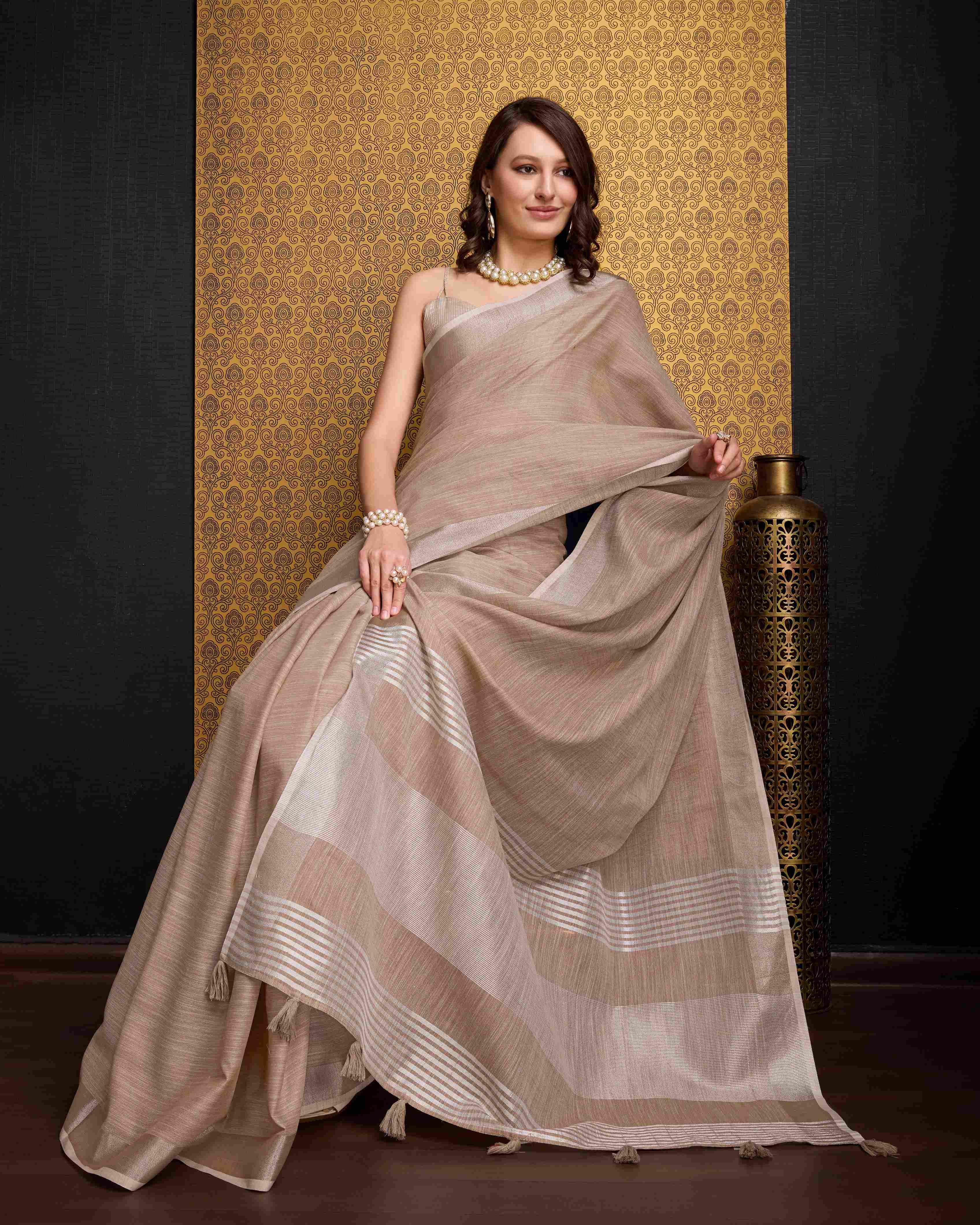 Chiku Linen Saree