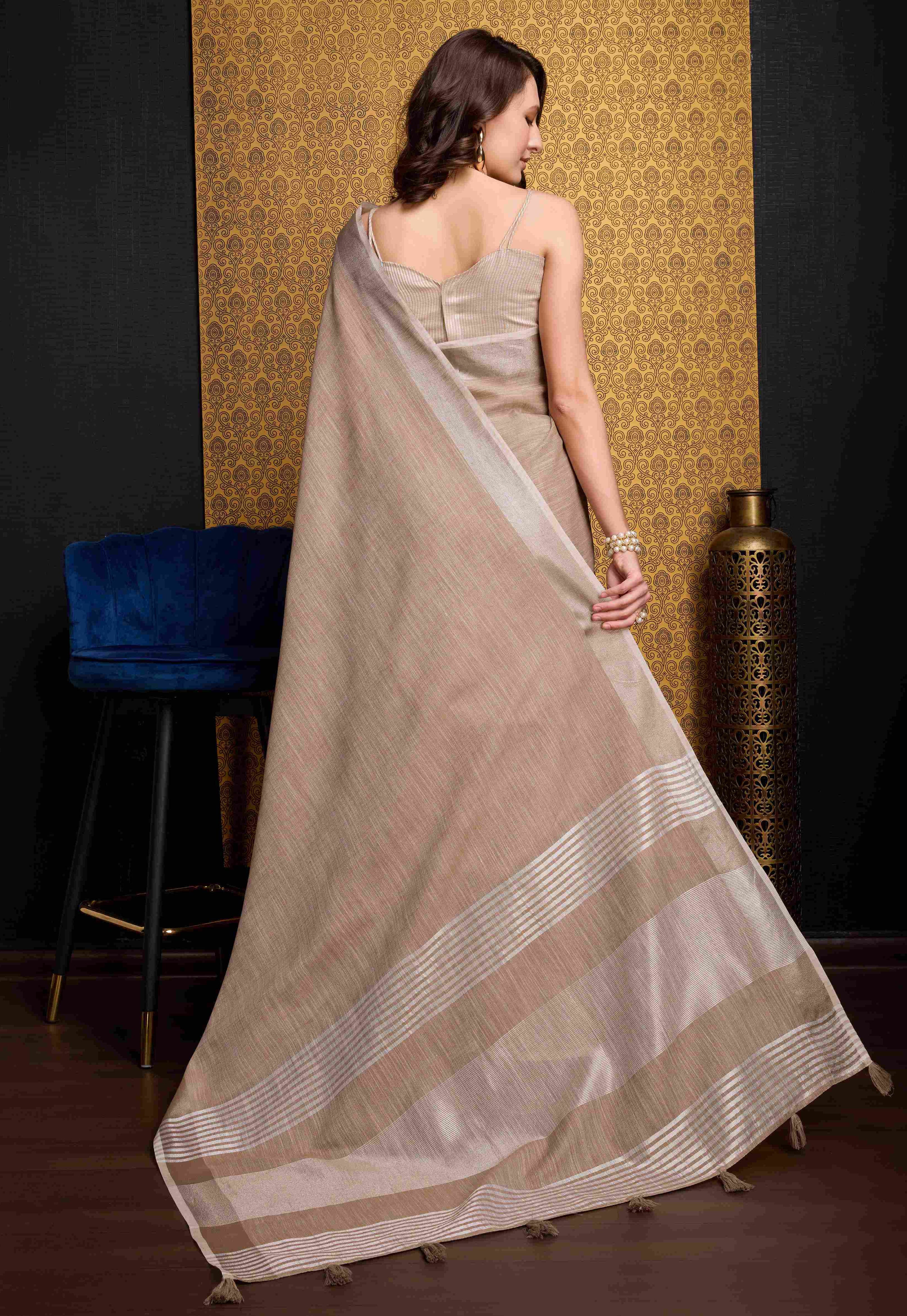Chiku Linen Saree