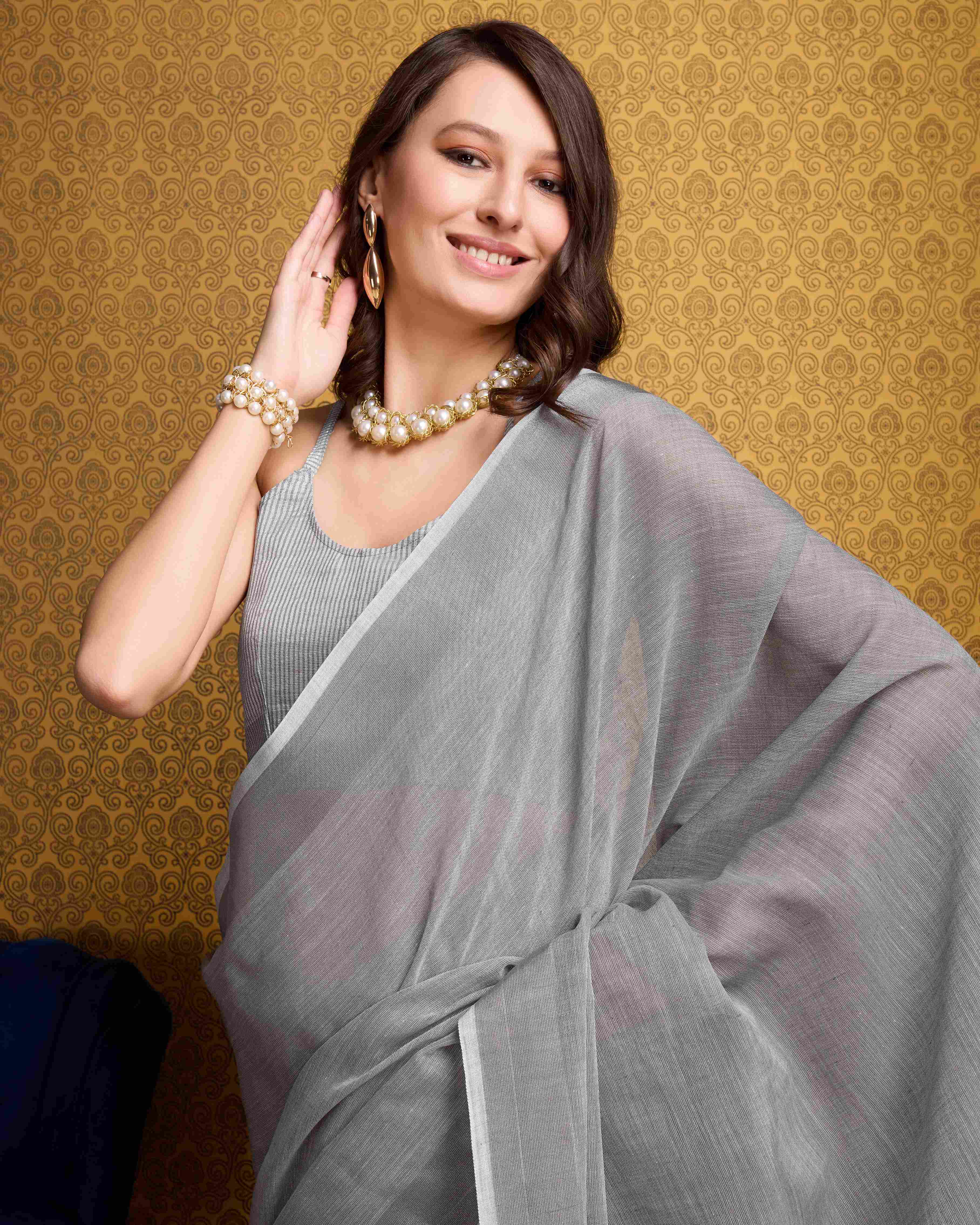 Sophisticated Grey Linen Saree