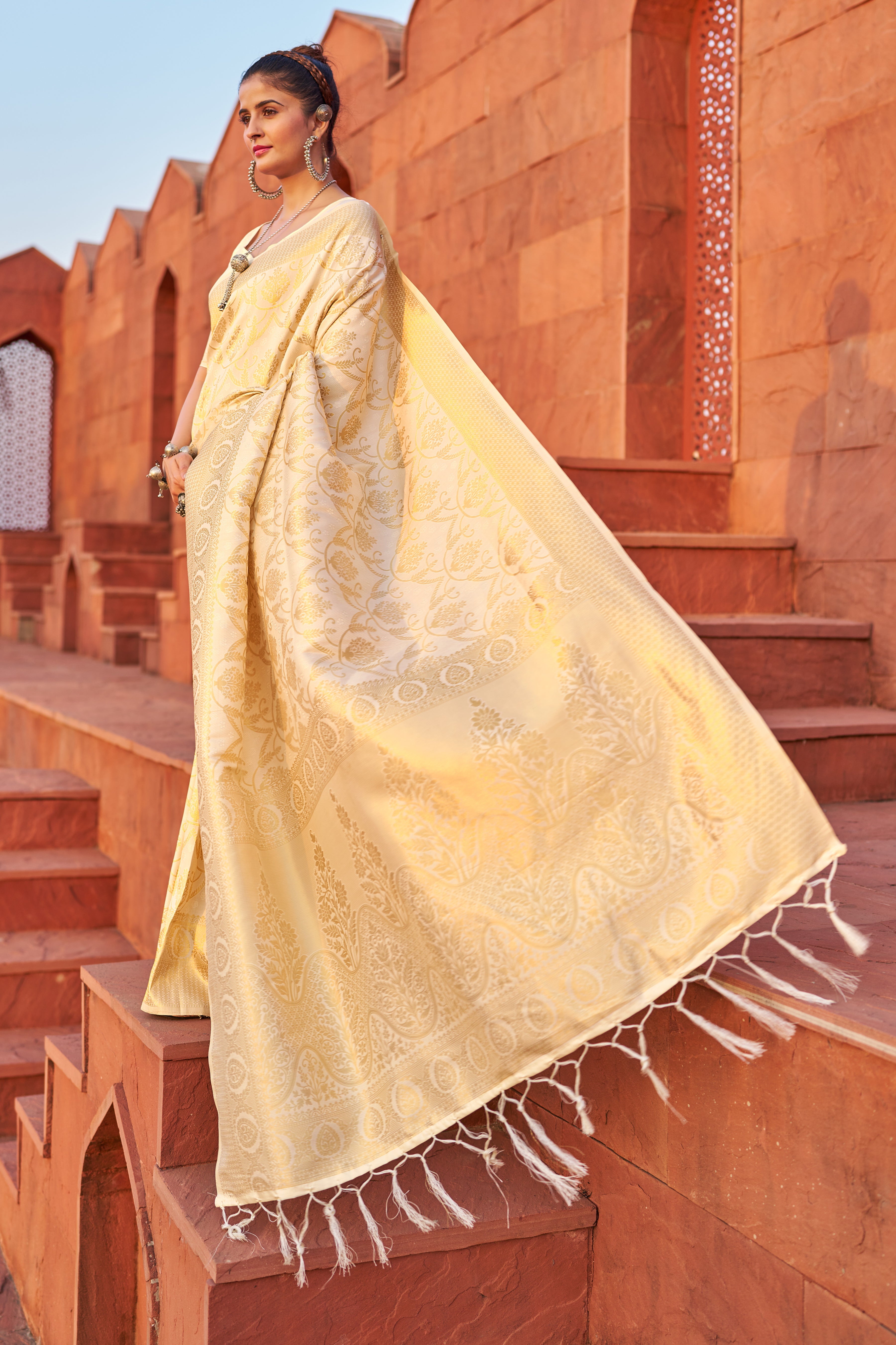 Timeless White Soft Silk Saree