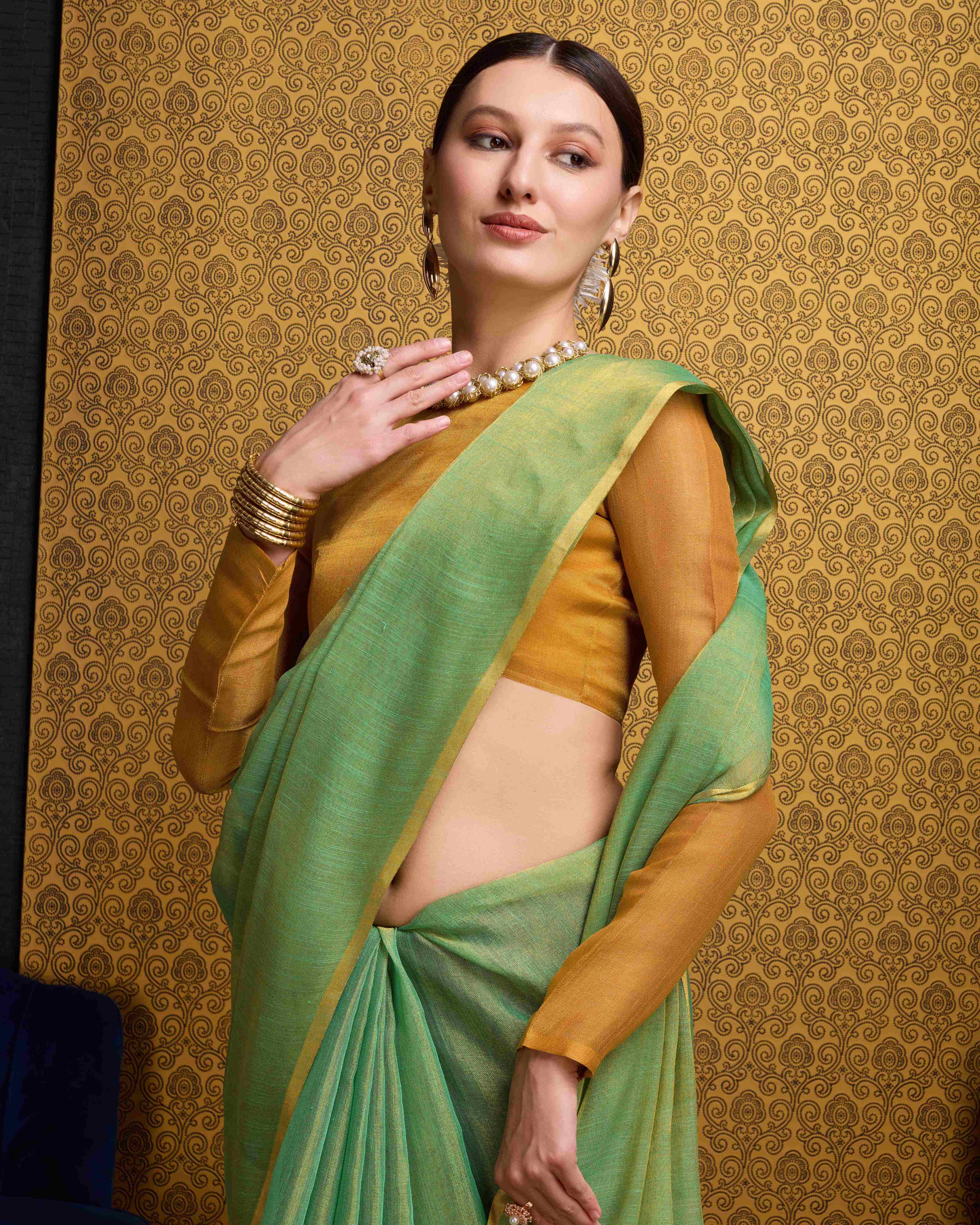 Elegant Green Linen Saree
